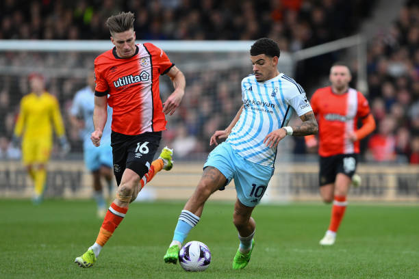 两队不在一 两队不在一