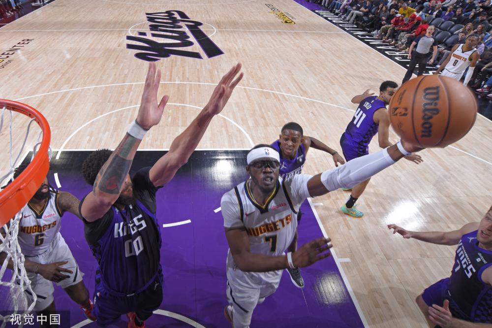 在足球界 在足球界