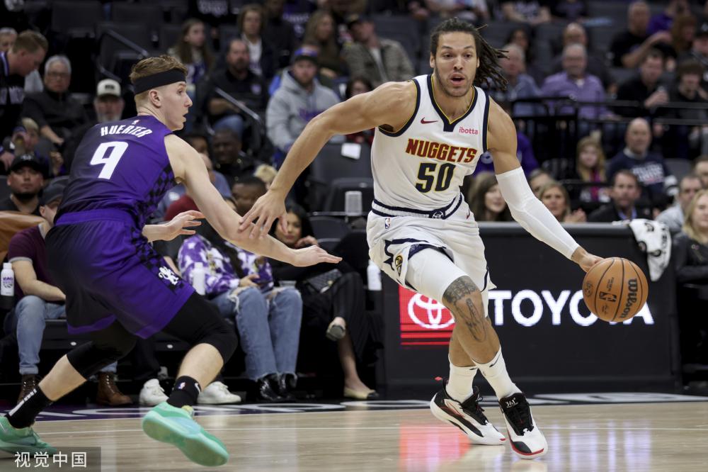 充满挑战的 充满挑战的